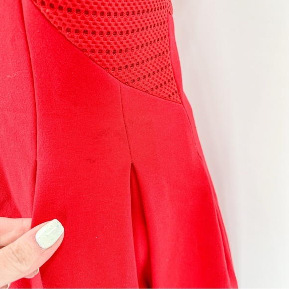 BCBG MAXAZRIA Tulip Dress Round Neck Sleeveless Fit'N Flare Jersey Red - Picture 3 of 4